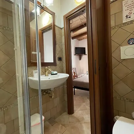 La Vie En Rose Bed & Breakfast *