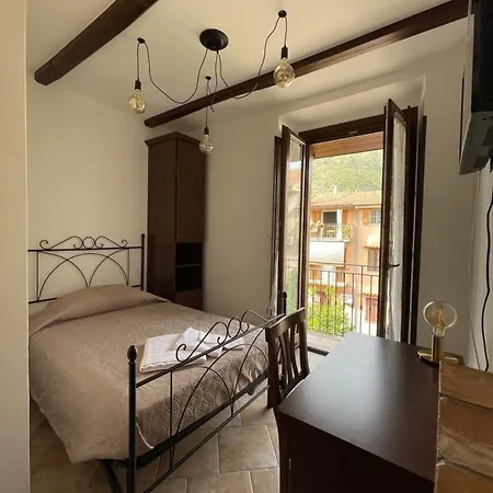 Bed & Breakfast La Vie En Rose 4*