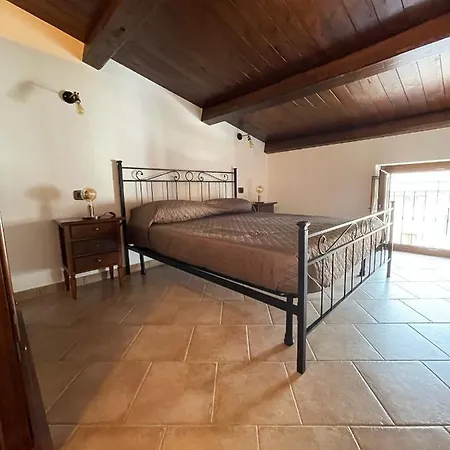 La Vie En Rose Bed & Breakfast